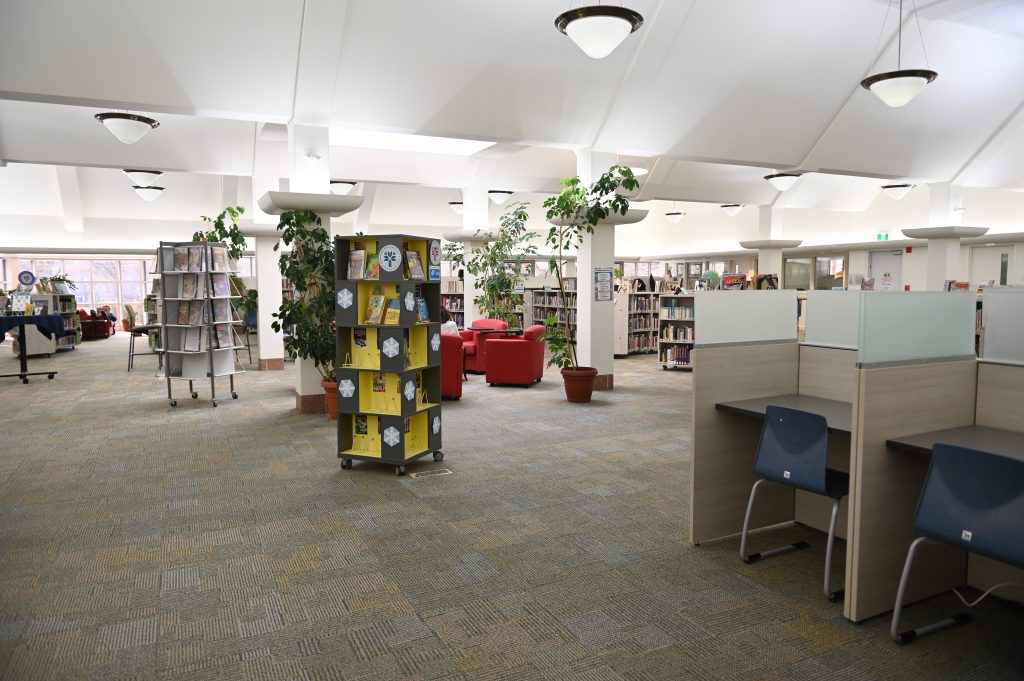 Picture of the Ashbury College library after renovations